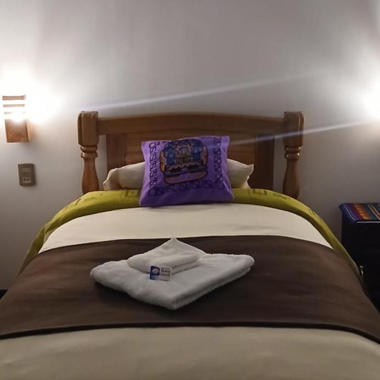 Puerto Yumani - Family Room - 10