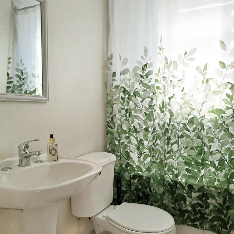 Desayuno, Cómodo, ideal para Familia y Trabajo - Twin Room with Bathroom - 7