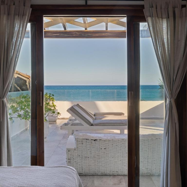Playa Canek Beachfront Eco Hotel - Penthouse Two Bedroom Ocean View - 1