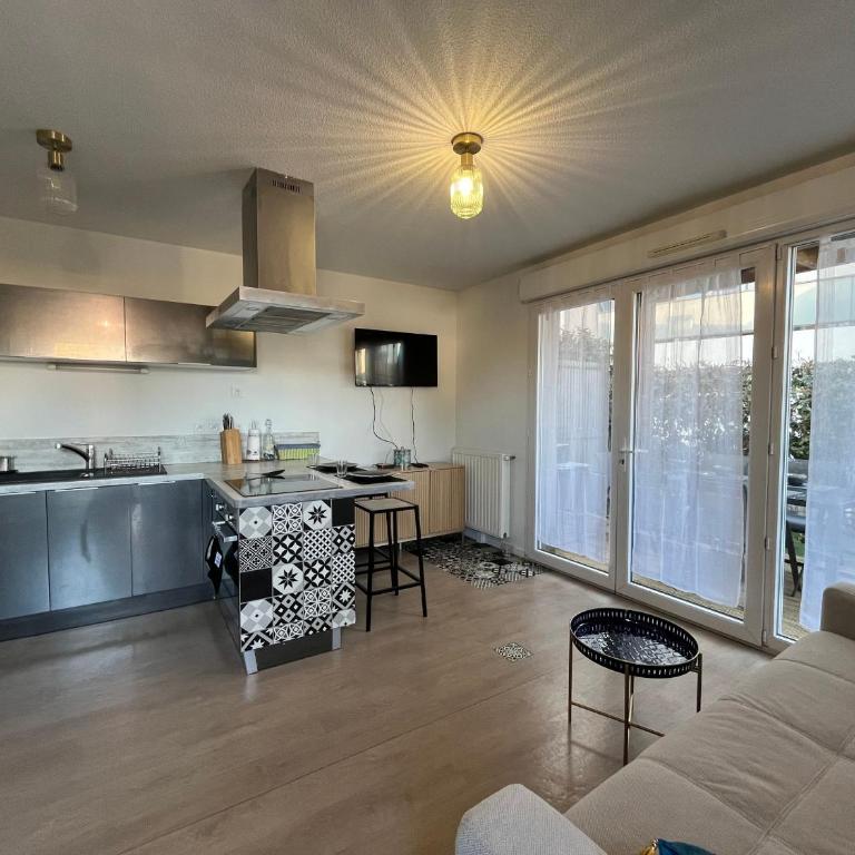 T3 Duplex La Teste, Terrasse, Parking Privé - FR-1-319-588 - Apartment - 3