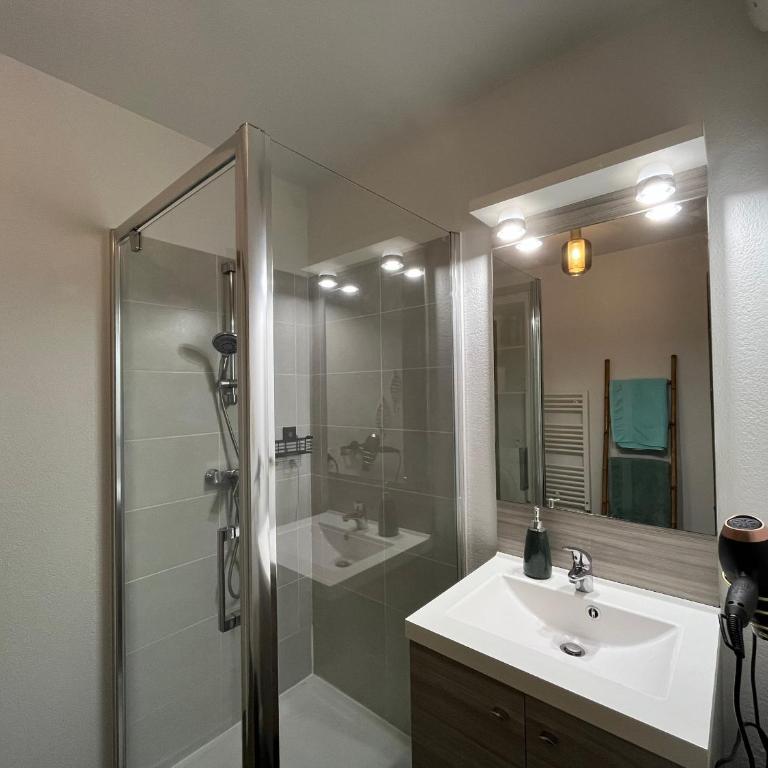T3 Duplex La Teste, Terrasse, Parking Privé - FR-1-319-588 - Apartment - 11