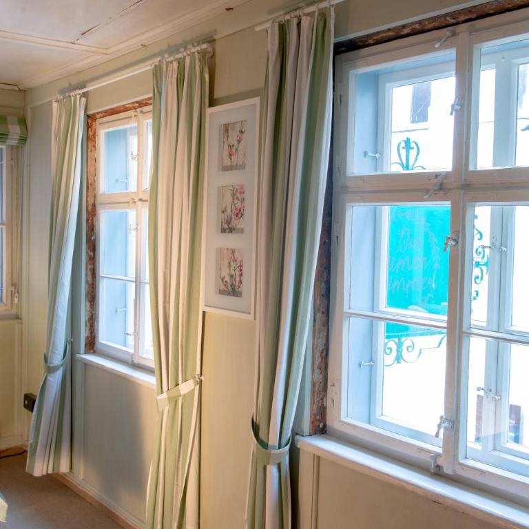 Haus im Zitronengässele - Wo Geschichte auf Inselgefühl trifft - Habitación Superior con cama extragrande - 5