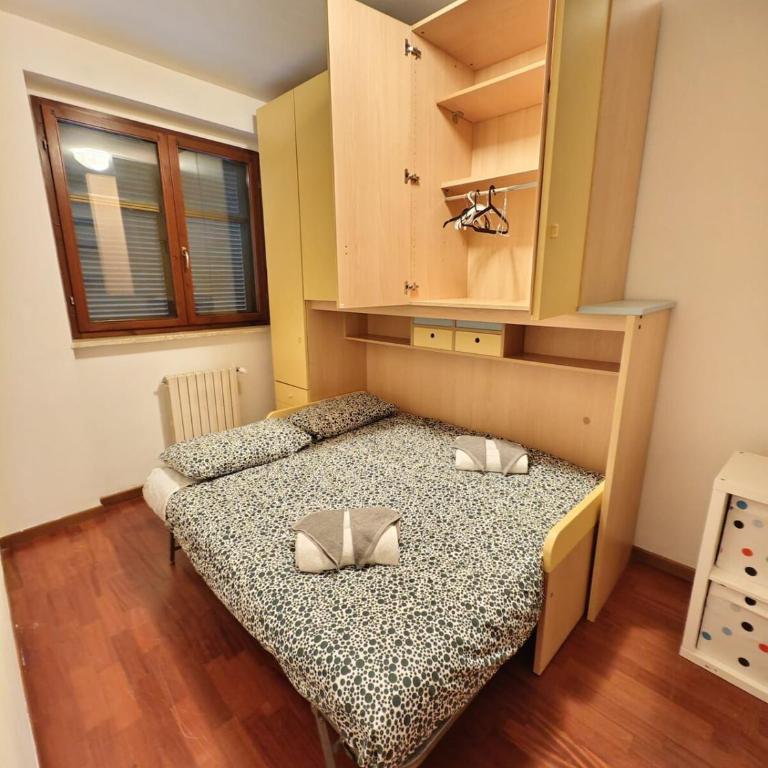 Rogoredo - 10 min-Linate airport 100 m from the metro - Appartamento con 1 Camera da Letto - 12