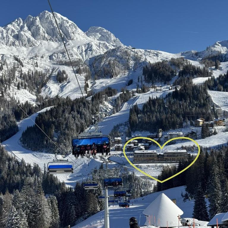 Sonnenalpe Nassfeld Apartment bis 8 Personen direkt an der Skipiste familienfreundlich , Summer World - Apartment mit 3 Schlafzimmern - 1