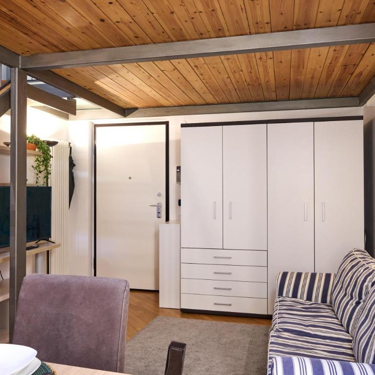 Elegante Loft vicino Piazza Vittorio - Appartamento con 2 Camere da Letto - 3