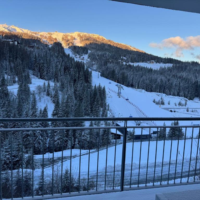 Sonnenalpe Nassfeld Apartment bis 8 Personen direkt an der Skipiste familienfreundlich , Summer World - Apartment mit 3 Schlafzimmern - 15