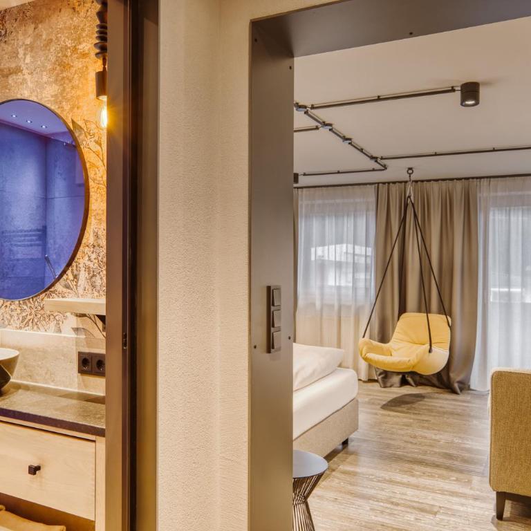 Hotel Alte Post Fieberbrunn - Deluxe Doppelzimmer mit Dusche - 1