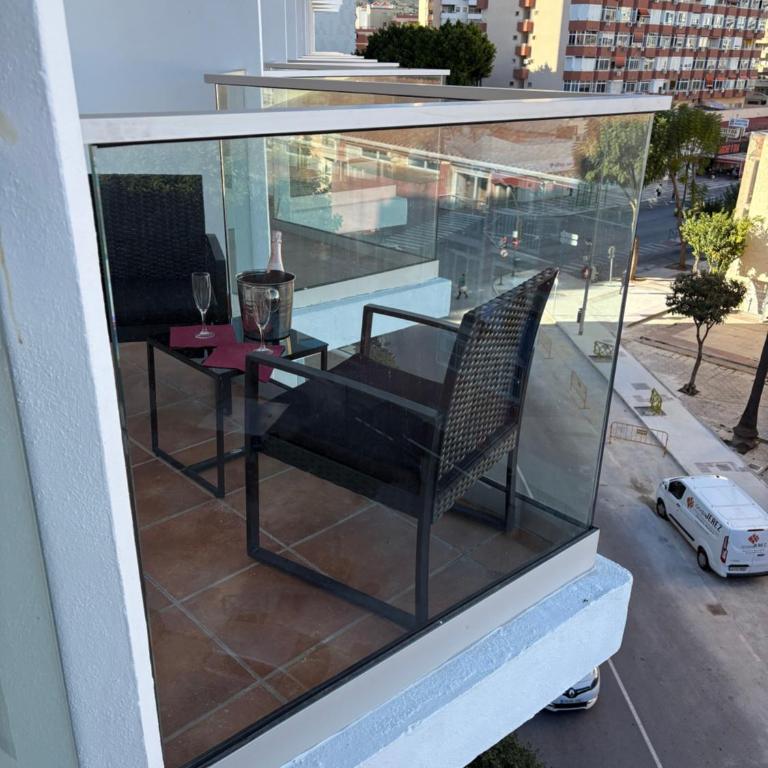 Apartamentos Buendia Suites - Torremolinos Centro - Apartamento de 1 Dormitorio con balcón y vistas a la ciudad - 7
