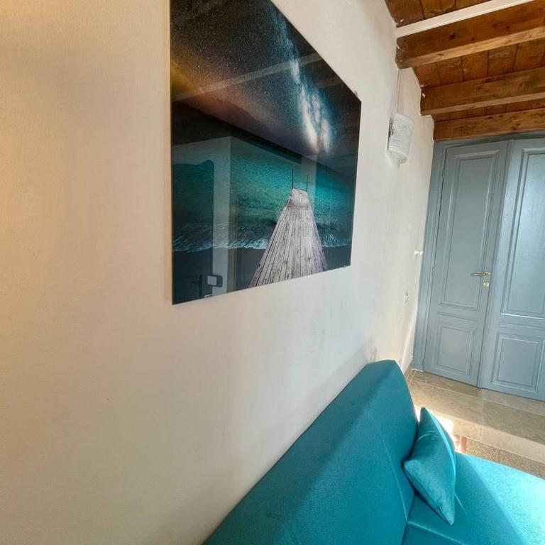 Onlyrooms V - Portside & Train Station - Queen Room with Sea View - 5