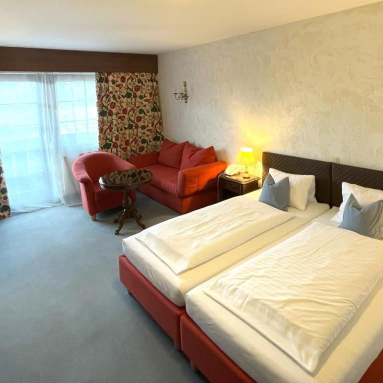 Hotel Batzenhäusl - Deluxe Doppel-/Zweibettzimmer mit Bergblick - 1