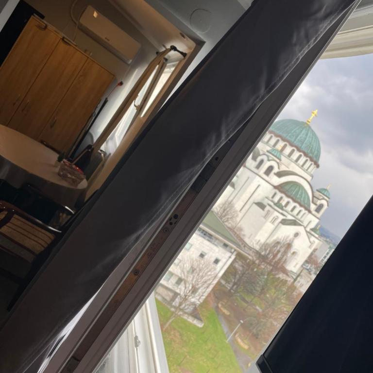 Temple of Saint Sava apartment with a view - Apartman sa 1 Spavaćom Sobom - 3