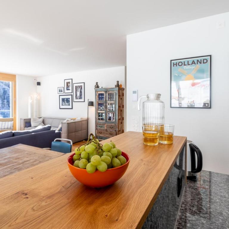 NEW Modern 4BR Villa with Mountain Views in Davos - Villa - 22