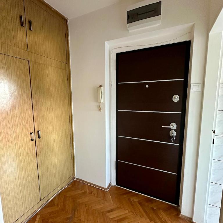 Urban Panorama - One-Bedroom Apartment - 22