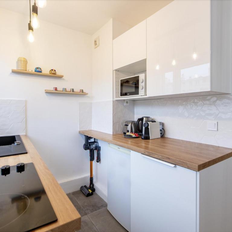 Amazing deal - Central Location near the metro, Modern amenities and style - Appartement 1 Chambre Supérieur - 23