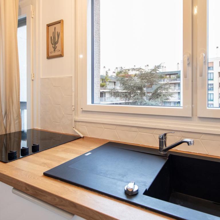 Amazing deal - Central Location near the metro, Modern amenities and style - Appartement 1 Chambre Supérieur - 26