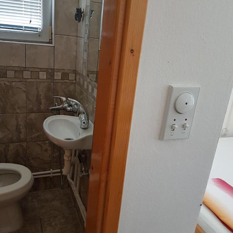 Family Apartments Pepic - Three-Bedroom Vacation Home - 15