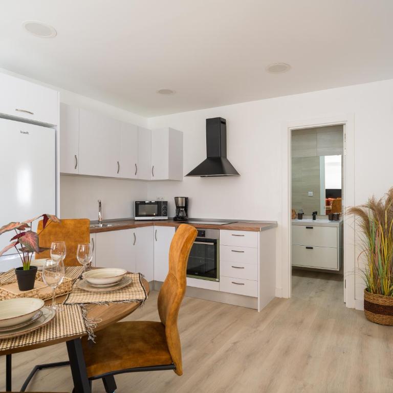 Apartamento Otoño - Two-Bedroom Apartment - 23