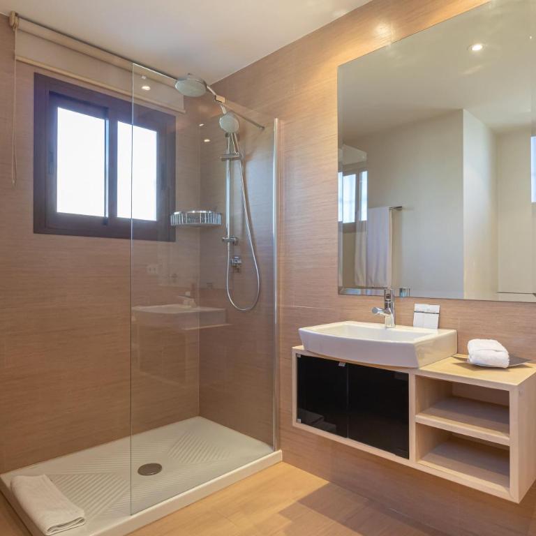 Apartamento VillaMarina - Puerto Banús - Three-Bedroom Premium Apartment - 14