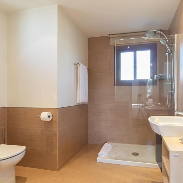 Apartamento VillaMarina - Puerto Banús - Three-Bedroom Premium Apartment - 13