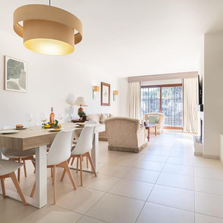 Apartamento VillaMarina - Puerto Banús - Three-Bedroom Premium Apartment - 2