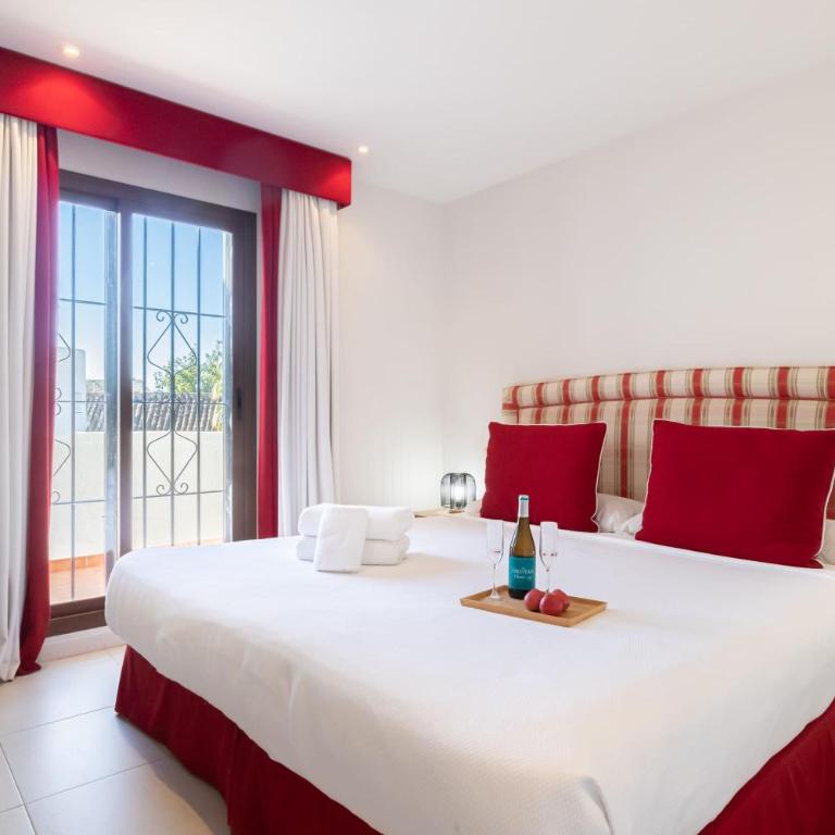 Apartamento VillaMarina - Puerto Banús - Three-Bedroom Premium Apartment - 11