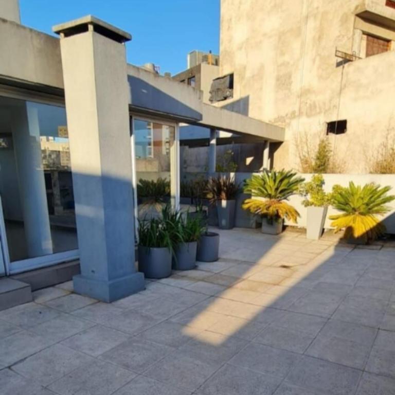 Moderno Monoambiente, edificio con pileta de verano, excelente ubicación - One-Bedroom Apartment - 6