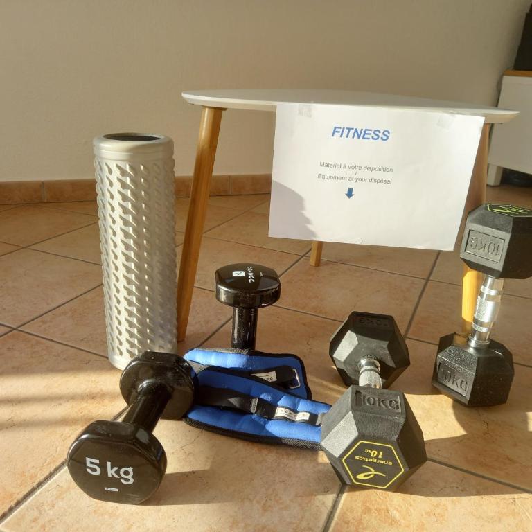 T2 de 56m2 - Genève à 5 min- Parking Privé Gratuit - Appartement 1 Chambre - 31
