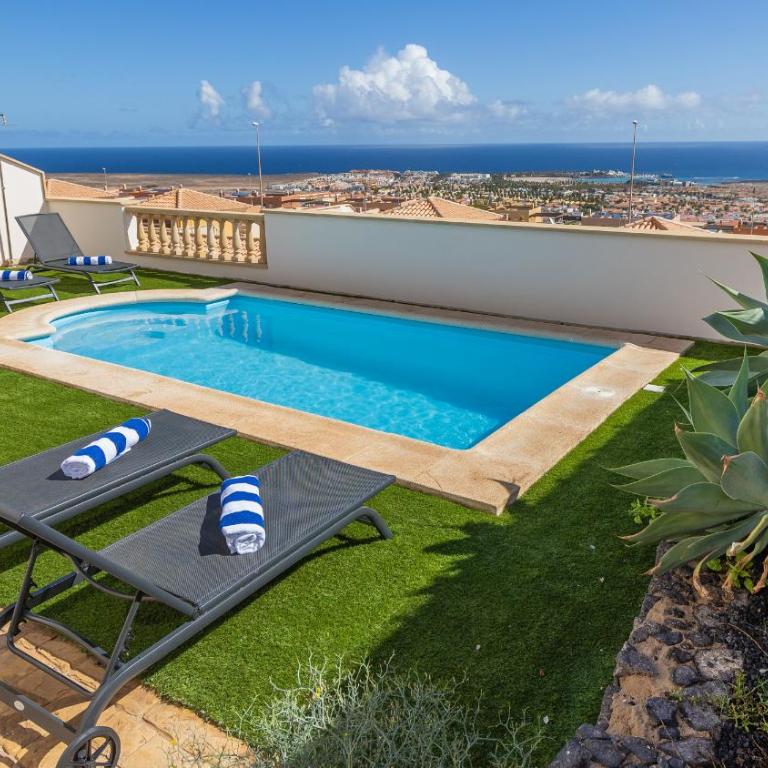Vila ANAIAKS - Five-Bedroom House - 1