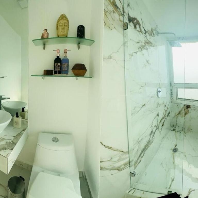 Exclusive apartment to work and relax fast WIFI - One-Bedroom Apartment - 4