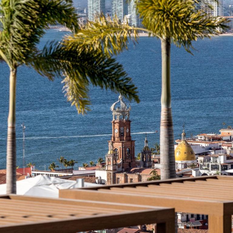 New! Luxury 2bd 2ba Romantic Zone Largest Pool in PV Sea View Balcony - Apartamento de 2 dormitorios con balcón y vistas al mar - 39