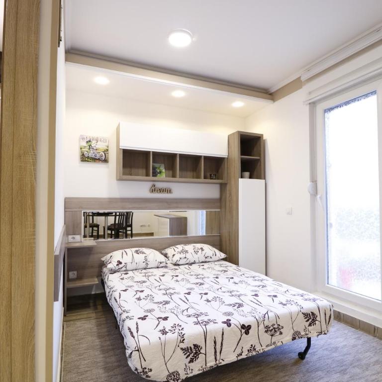 Studio Apartman Valdez 2 - One-Bedroom Apartment - 1