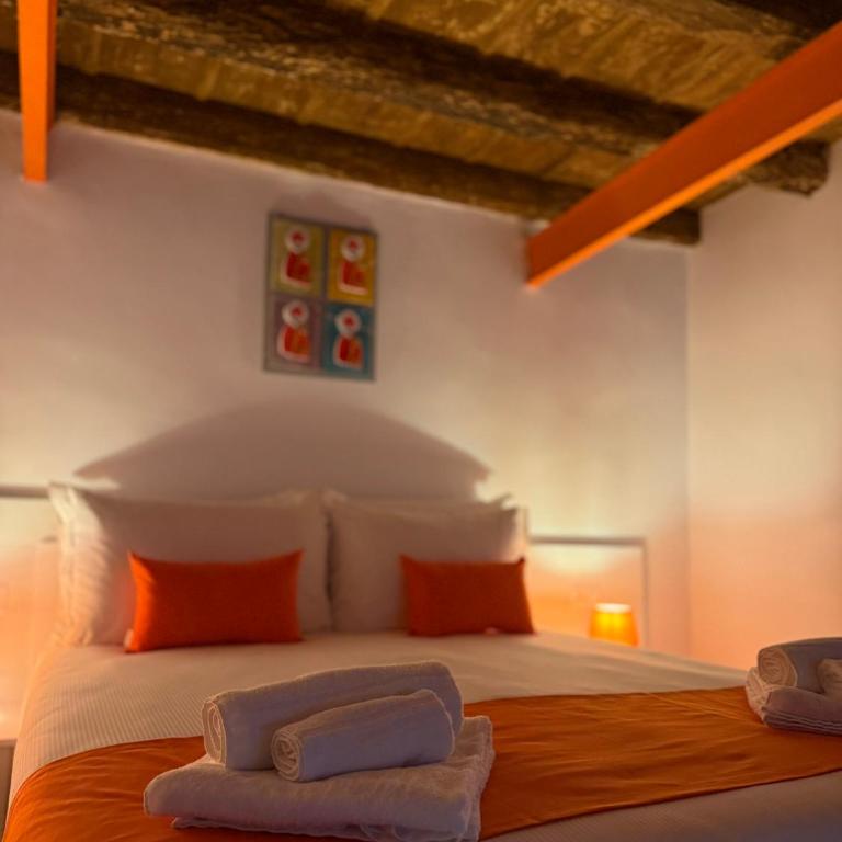 CARLO'S Guest House - Triple Room with Terrace - 10