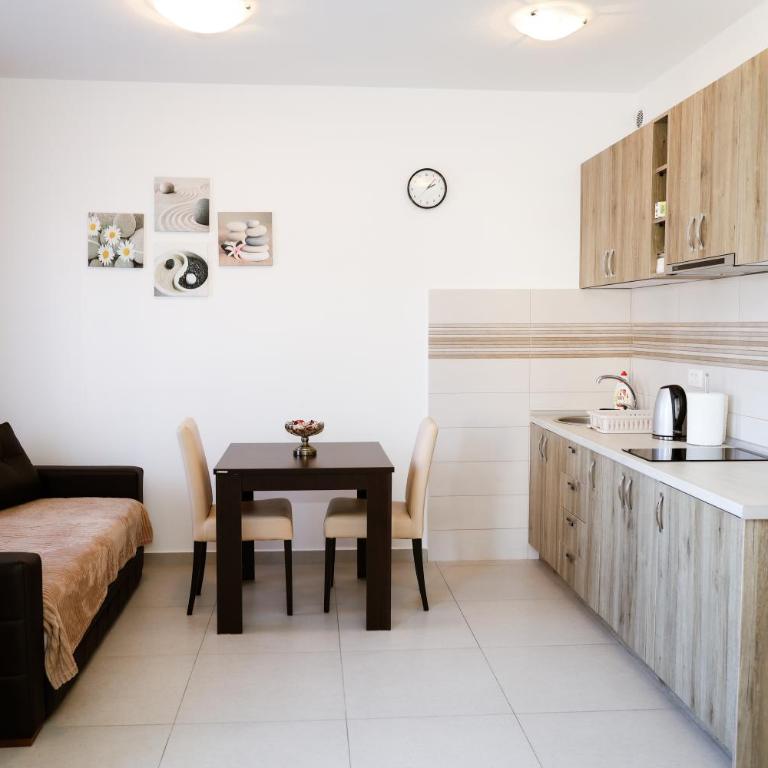Apartman Zorana - One-Bedroom Apartment - 4