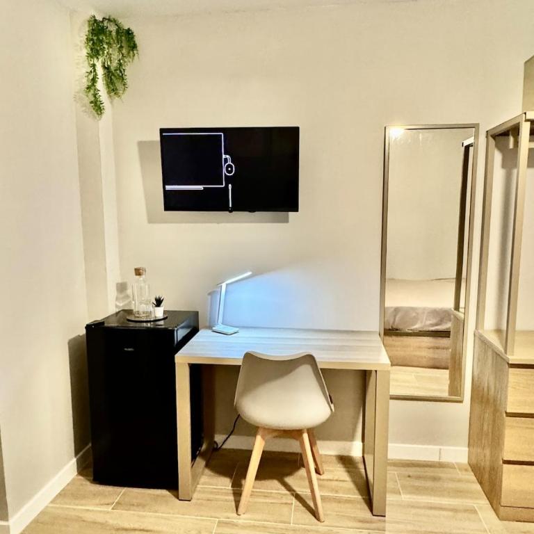 Charming apartment - Three-Bedroom Superior Apartment - 10
