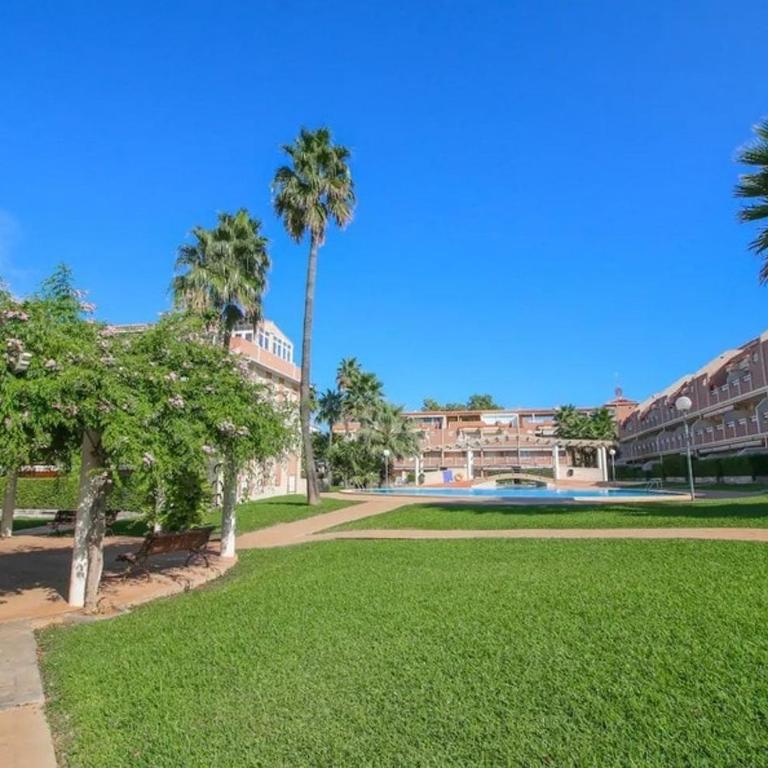 Planta baja con piscina a tres min de la playa - Apartamento de 1 dormitorio - 4