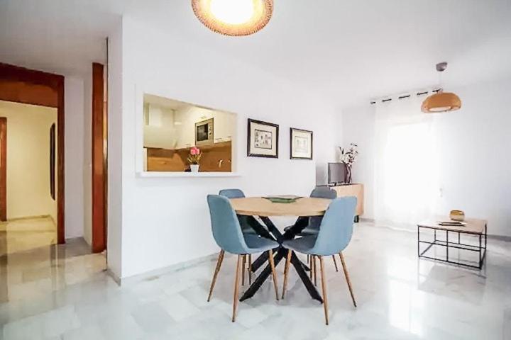 Apartment 2 minutes from the beach - Two-Bedroom Apartment - 9