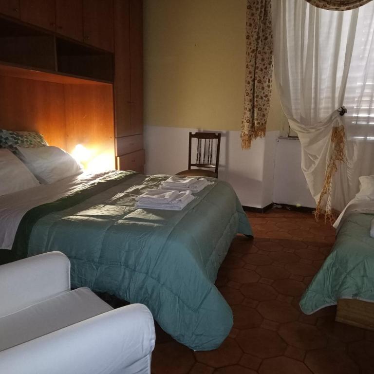 Adelia House - One-Bedroom Apartment - 1
