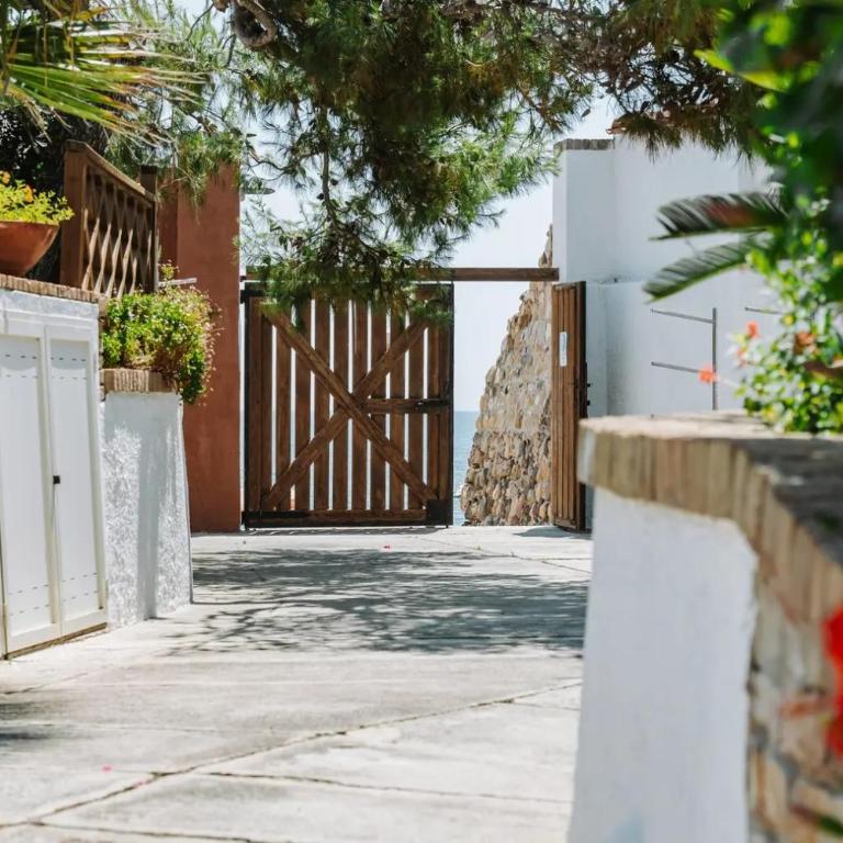 Villa Olga con accesso privato alla spiaggia di Nora - Villa - 6