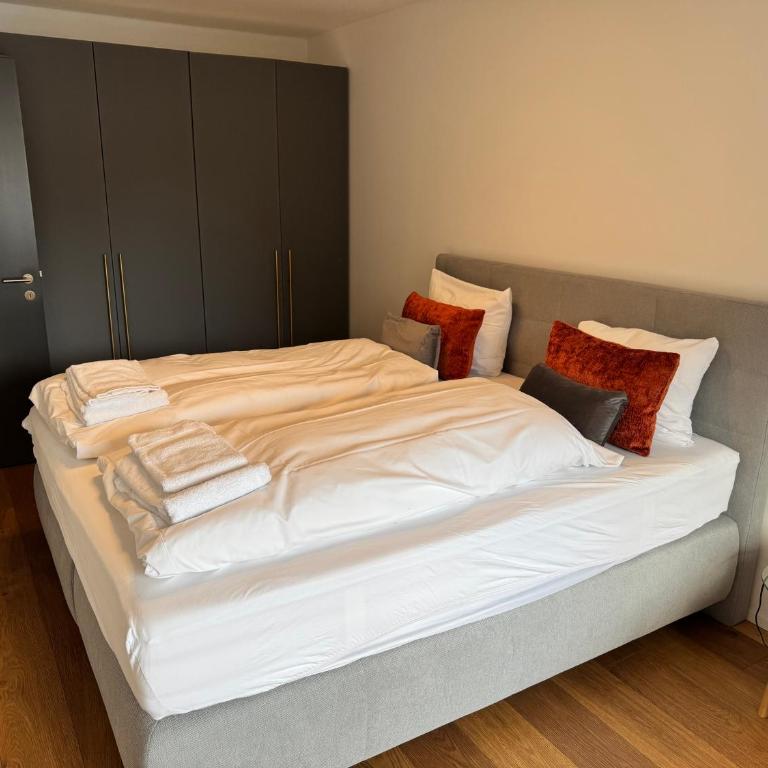 Beautiful Sunny New 1 Bed Apt (2.5Zim). Ski in/out - Apartment mit 1 Schlafzimmer - 13