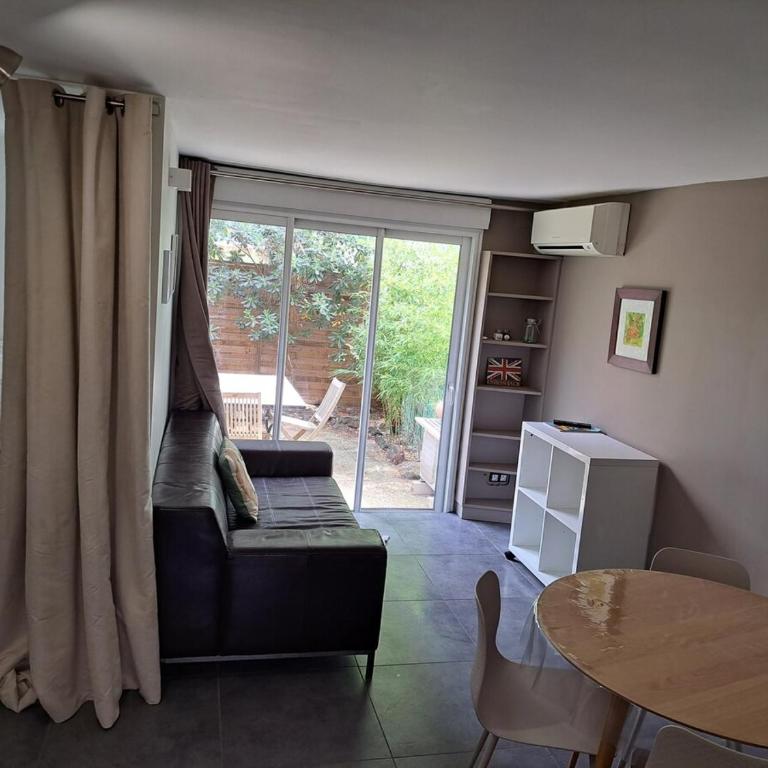 Hameau du Puech, rez-de-jardin avec parking et clim - Appartement 1 Chambre - 3