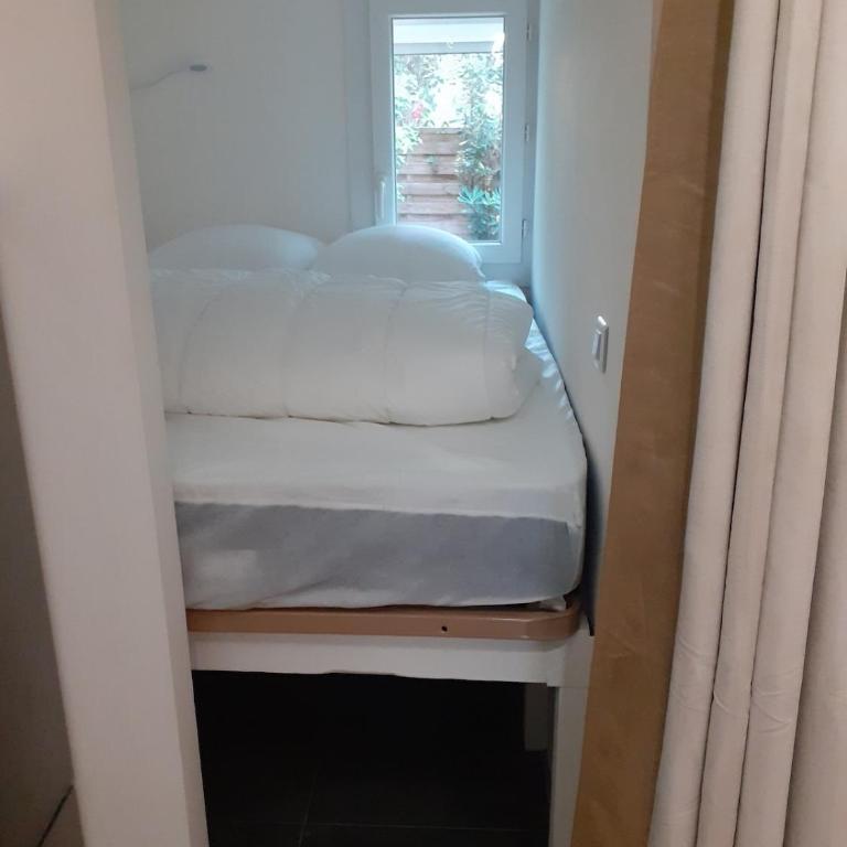 Hameau du Puech, rez-de-jardin avec parking et clim - Appartement 1 Chambre - 18