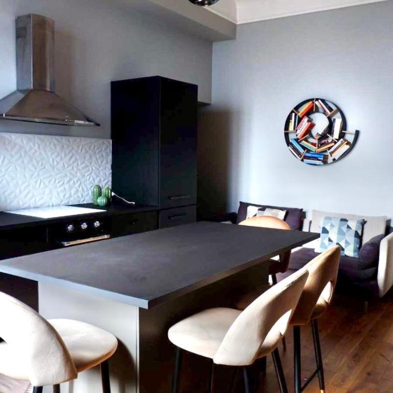Cozy Renovated Comfort Apartment in Isola - Appartamento con 1 Camera da Letto - 1