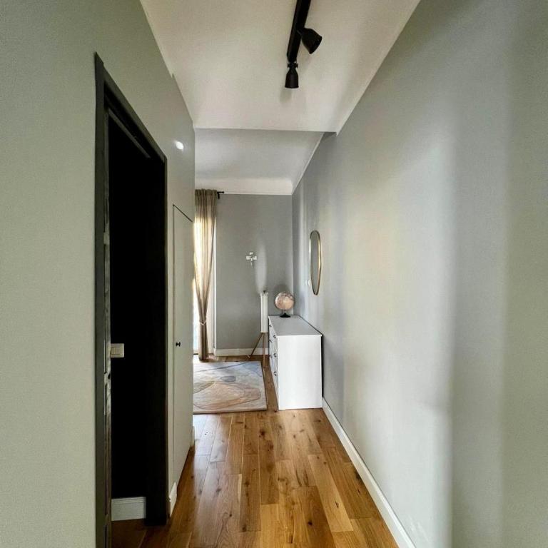 Cozy Renovated Comfort Apartment in Isola - Appartamento con 1 Camera da Letto - 8