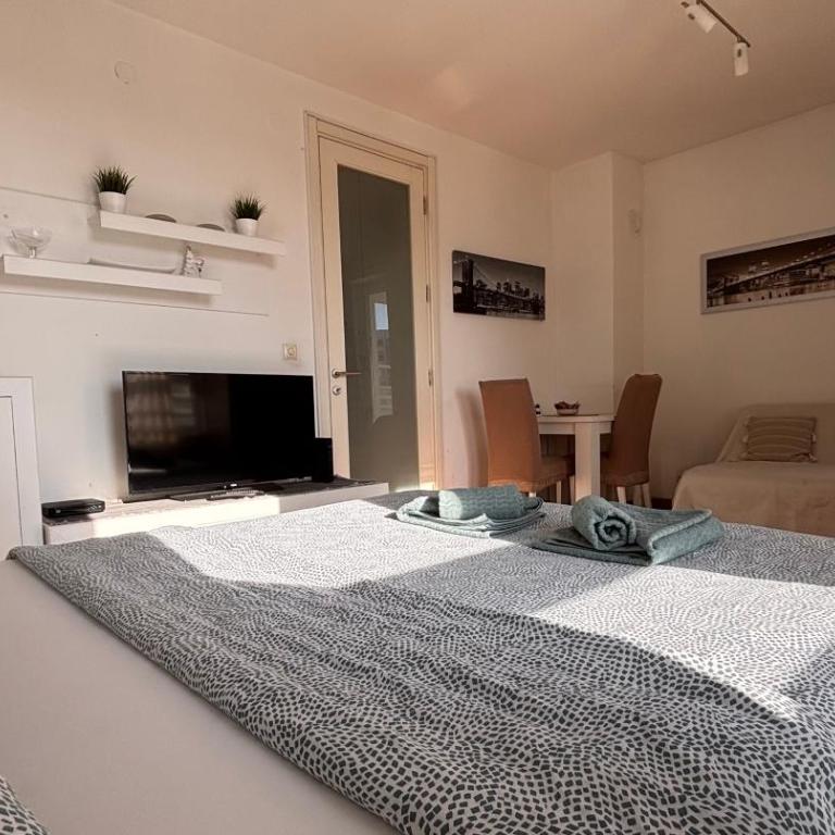 Belvil Belgrade - One-Bedroom Apartment - 17