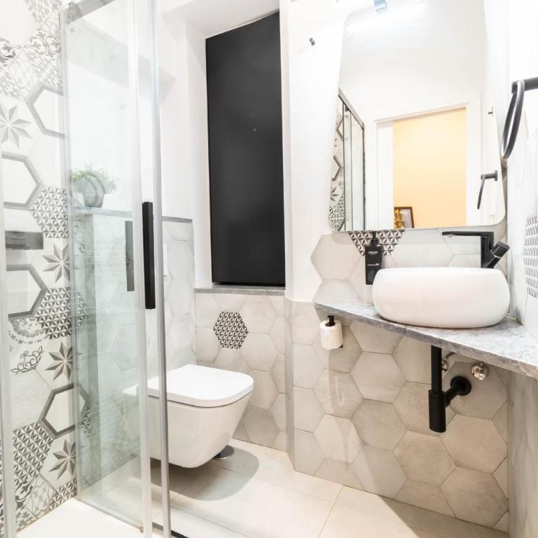 5-Bedroom Gem in the Heart of Seville - Apartamento - 47