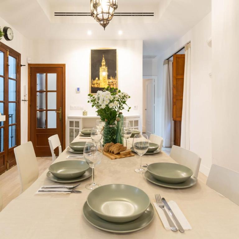 5-Bedroom Gem in the Heart of Seville - Apartamento - 26