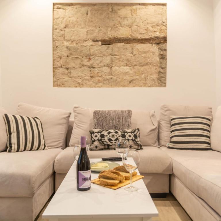 5-Bedroom Gem in the Heart of Seville - Apartamento - 19