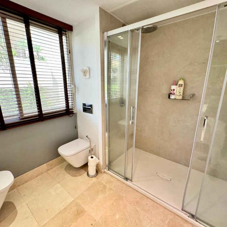 Golf Gardens Luxury Rio Real - EaW Homes - Two-Bedroom Apartment - 20