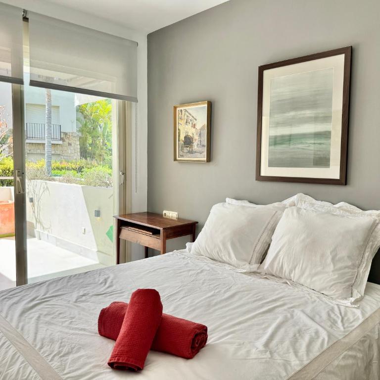 Golf Gardens Luxury Rio Real - EaW Homes - Two-Bedroom Apartment - 25