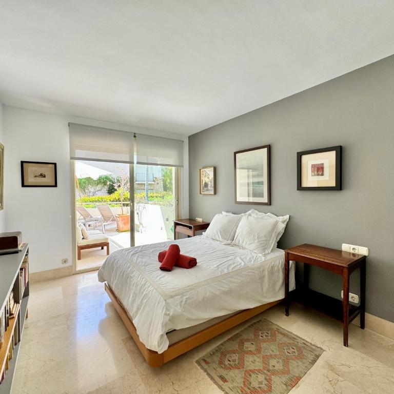 Golf Gardens Luxury Rio Real - EaW Homes - Two-Bedroom Apartment - 31